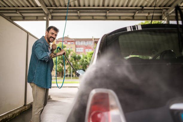 Best Garage Pressure Washing  in Escatawpa, MS